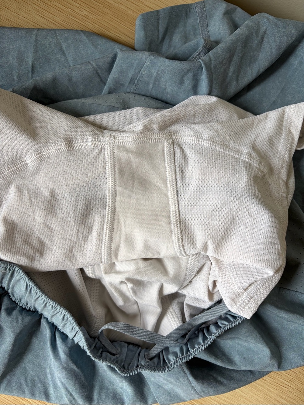 Lululemon Surge Tie Dye Blue Shorts Lined Small - Picture 6 of 7